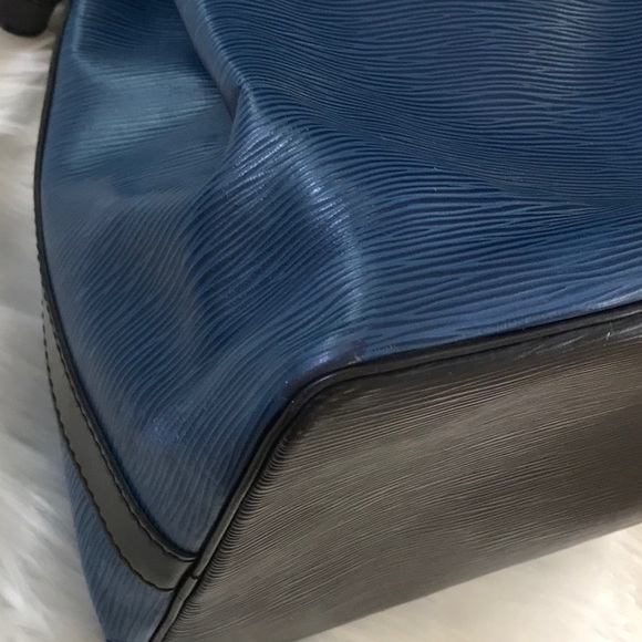 Authentic Louis Vuitton Noe - Picture 11 of 16